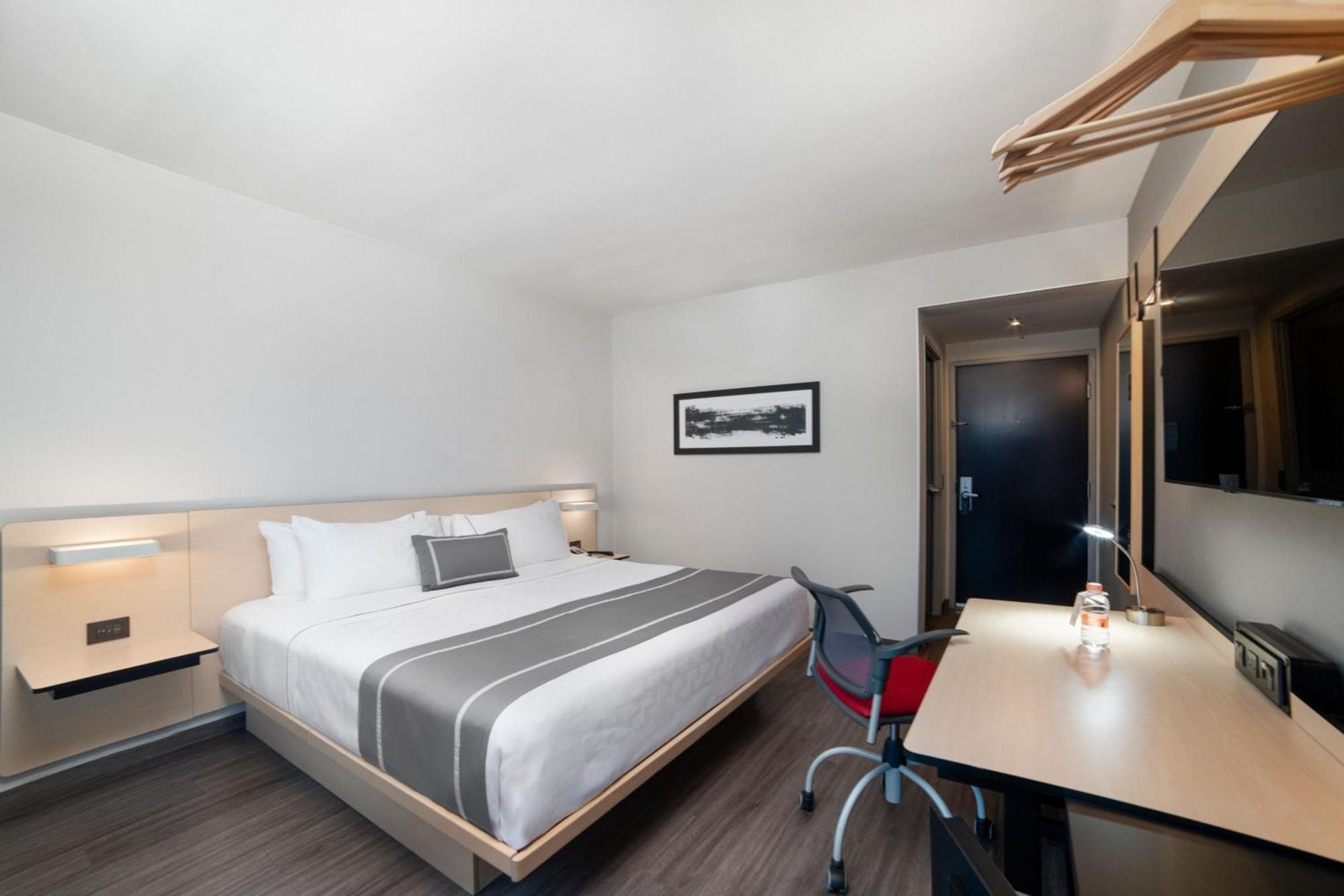 City Express Plus By Marriott Ciudad De Mexico Insurgentes Sur Exterior photo