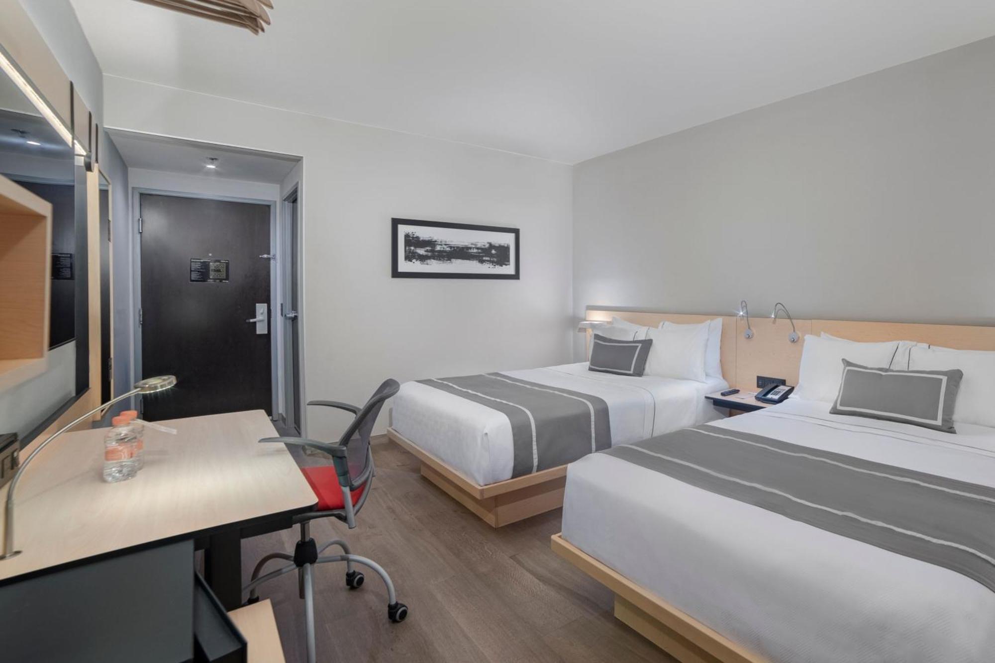 City Express Plus By Marriott Ciudad De Mexico Insurgentes Sur Exterior photo