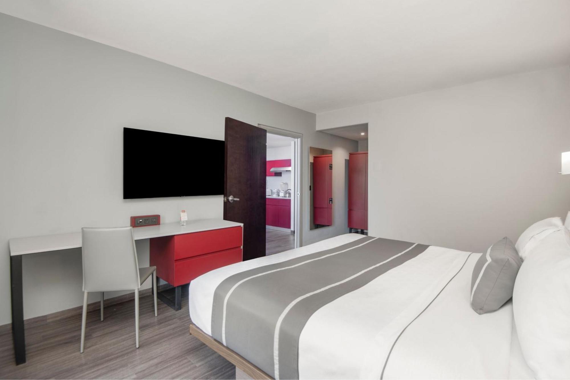 City Express Plus By Marriott Ciudad De Mexico Insurgentes Sur Exterior photo