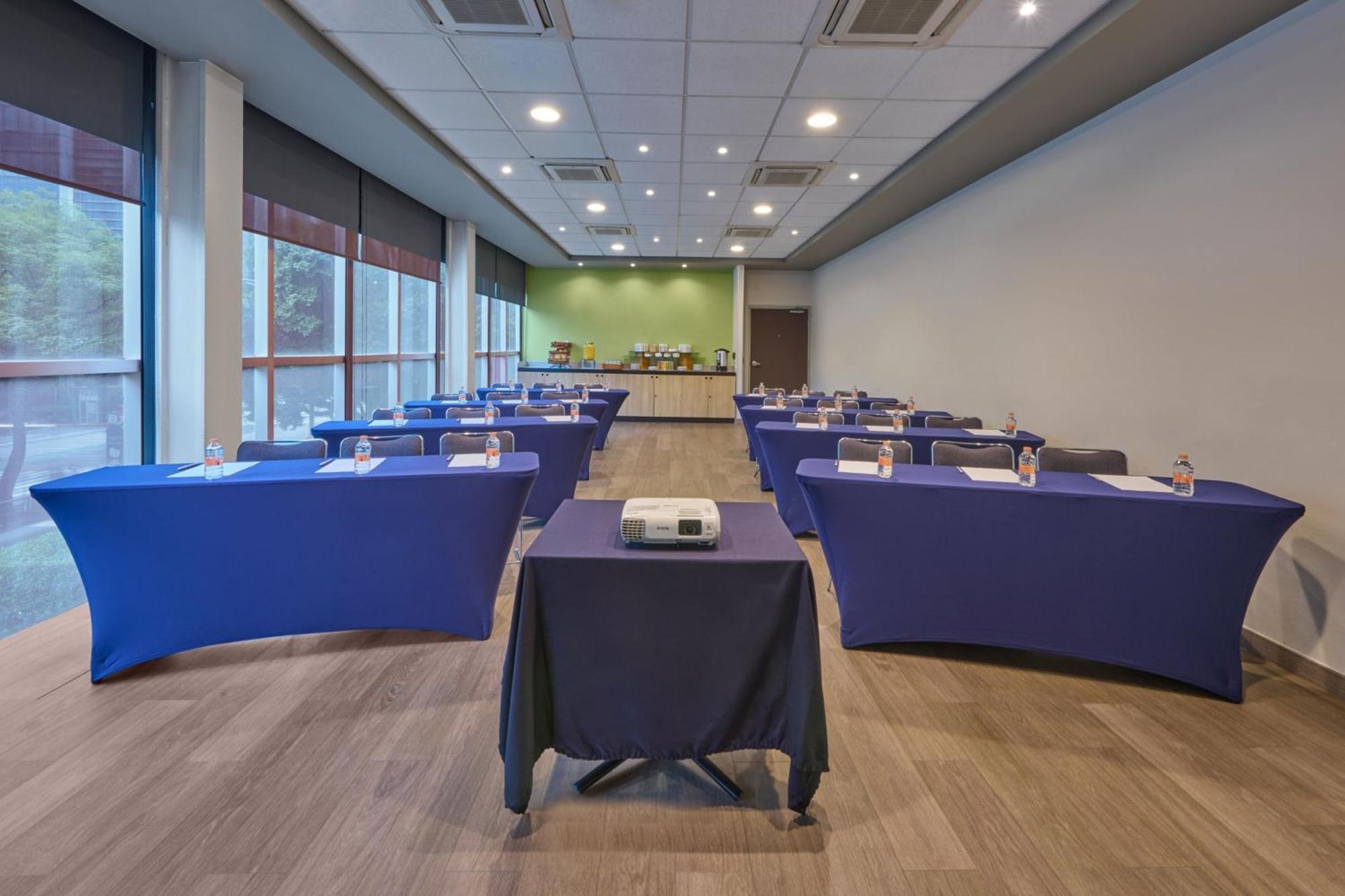 City Express Plus By Marriott Ciudad De Mexico Insurgentes Sur Exterior photo