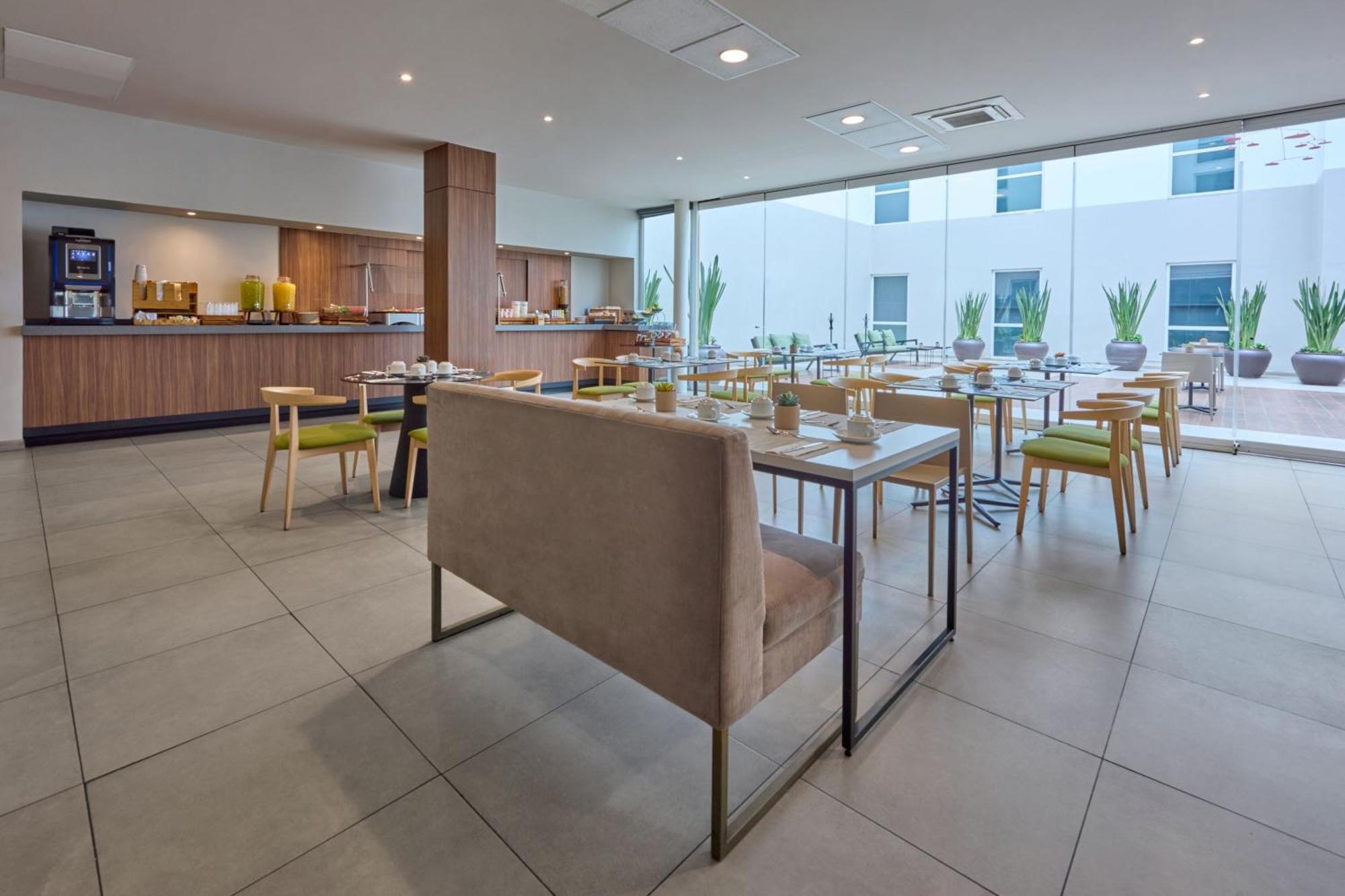 City Express Plus By Marriott Ciudad De Mexico Insurgentes Sur Exterior photo