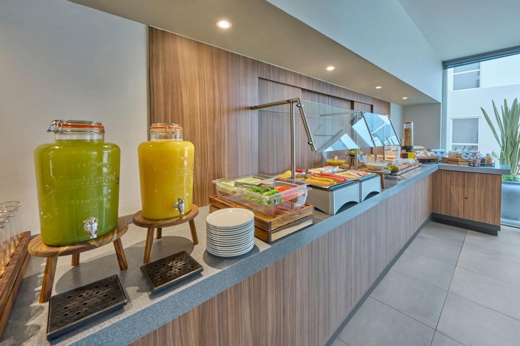 City Express Plus By Marriott Ciudad De Mexico Insurgentes Sur Exterior photo