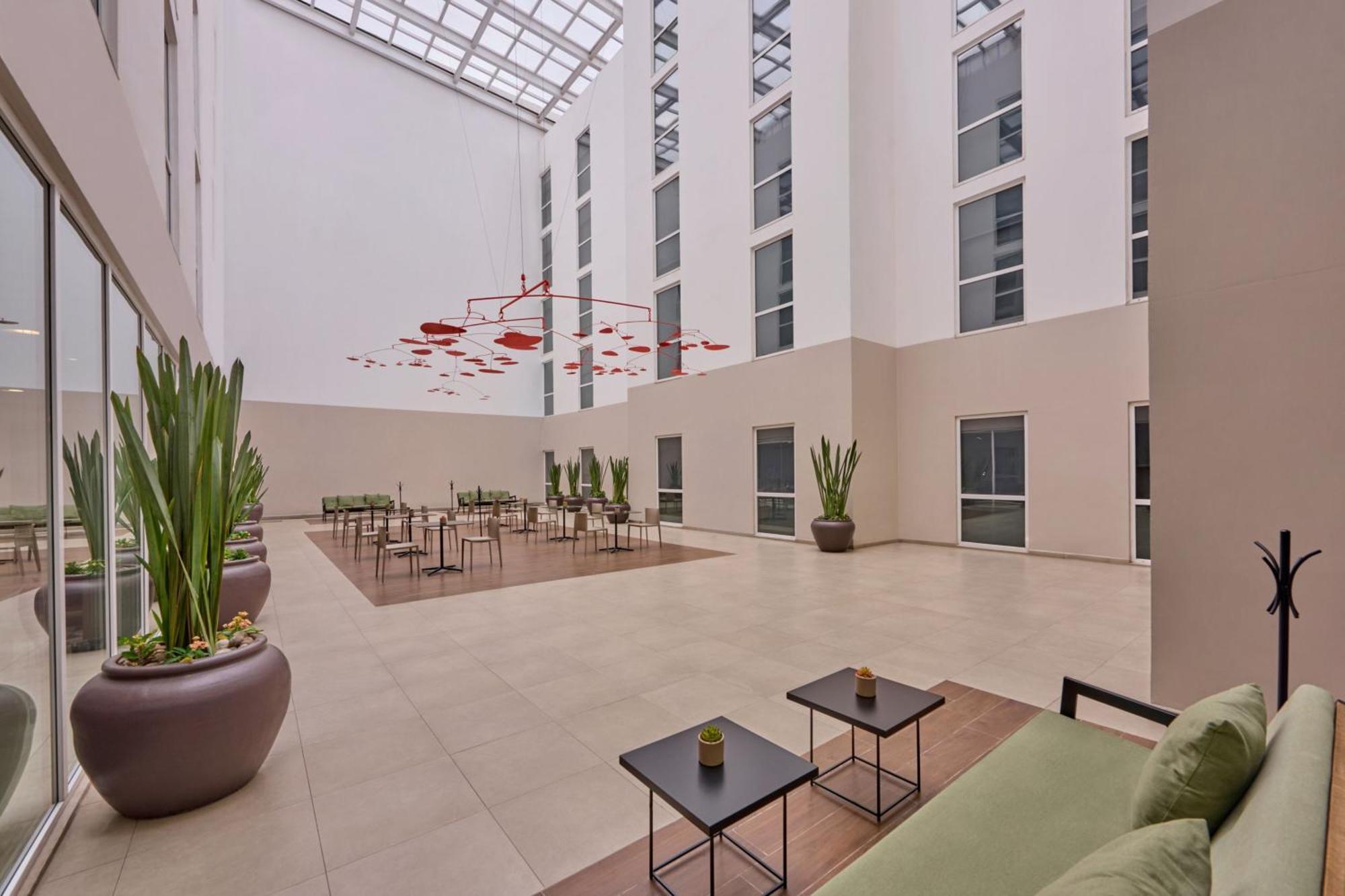 City Express Plus By Marriott Ciudad De Mexico Insurgentes Sur Exterior photo