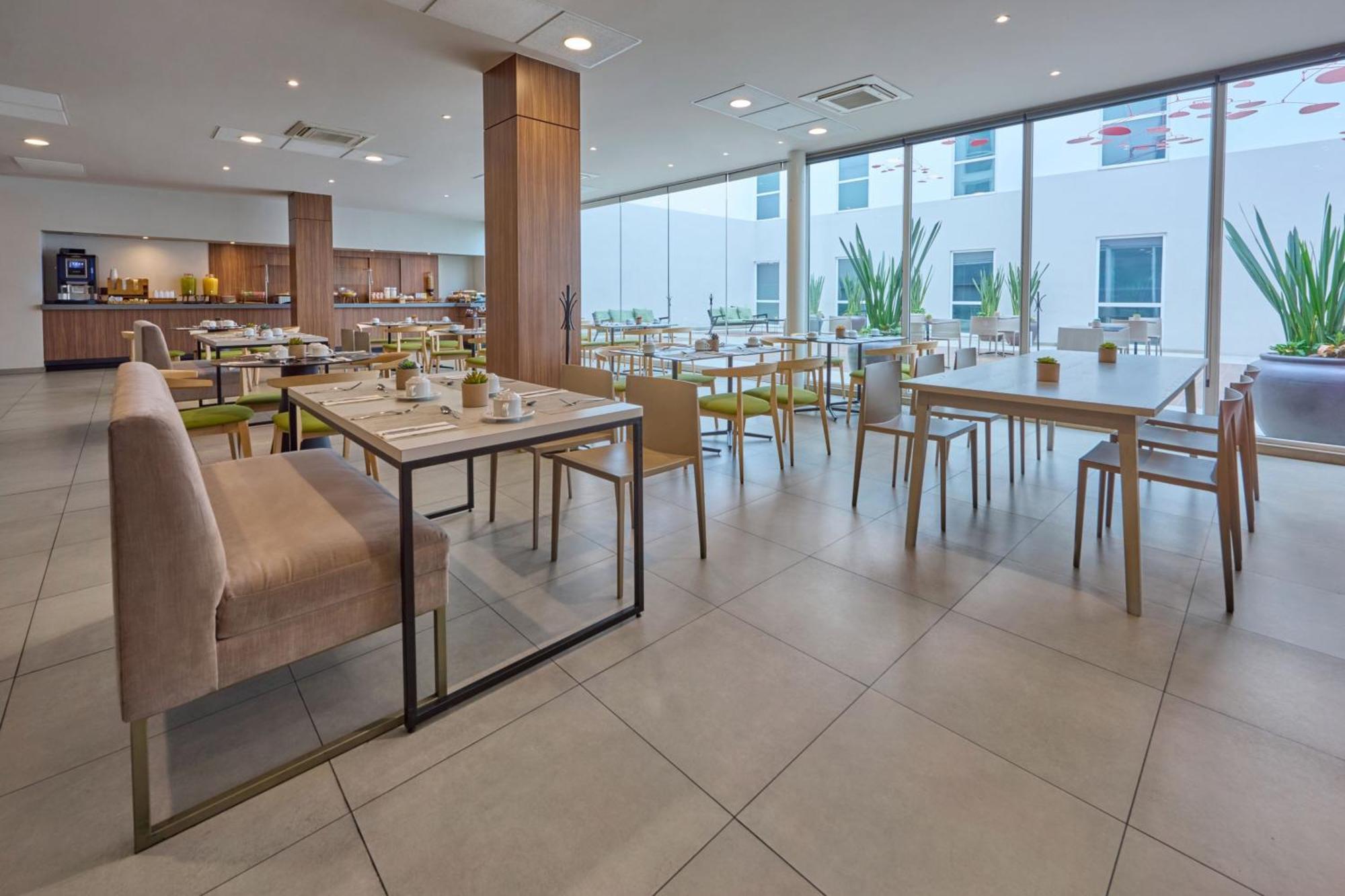 City Express Plus By Marriott Ciudad De Mexico Insurgentes Sur Exterior photo