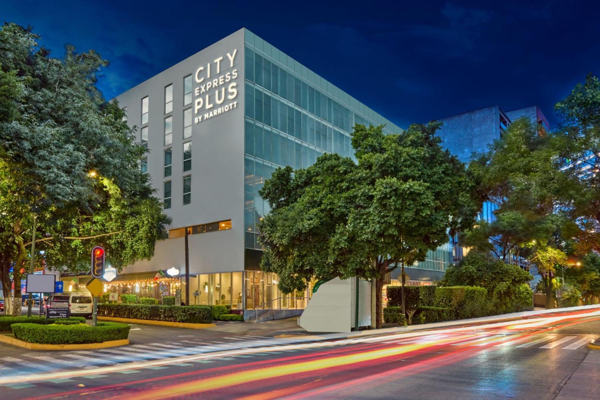 City Express Plus By Marriott Ciudad De Mexico Insurgentes Sur Exterior photo