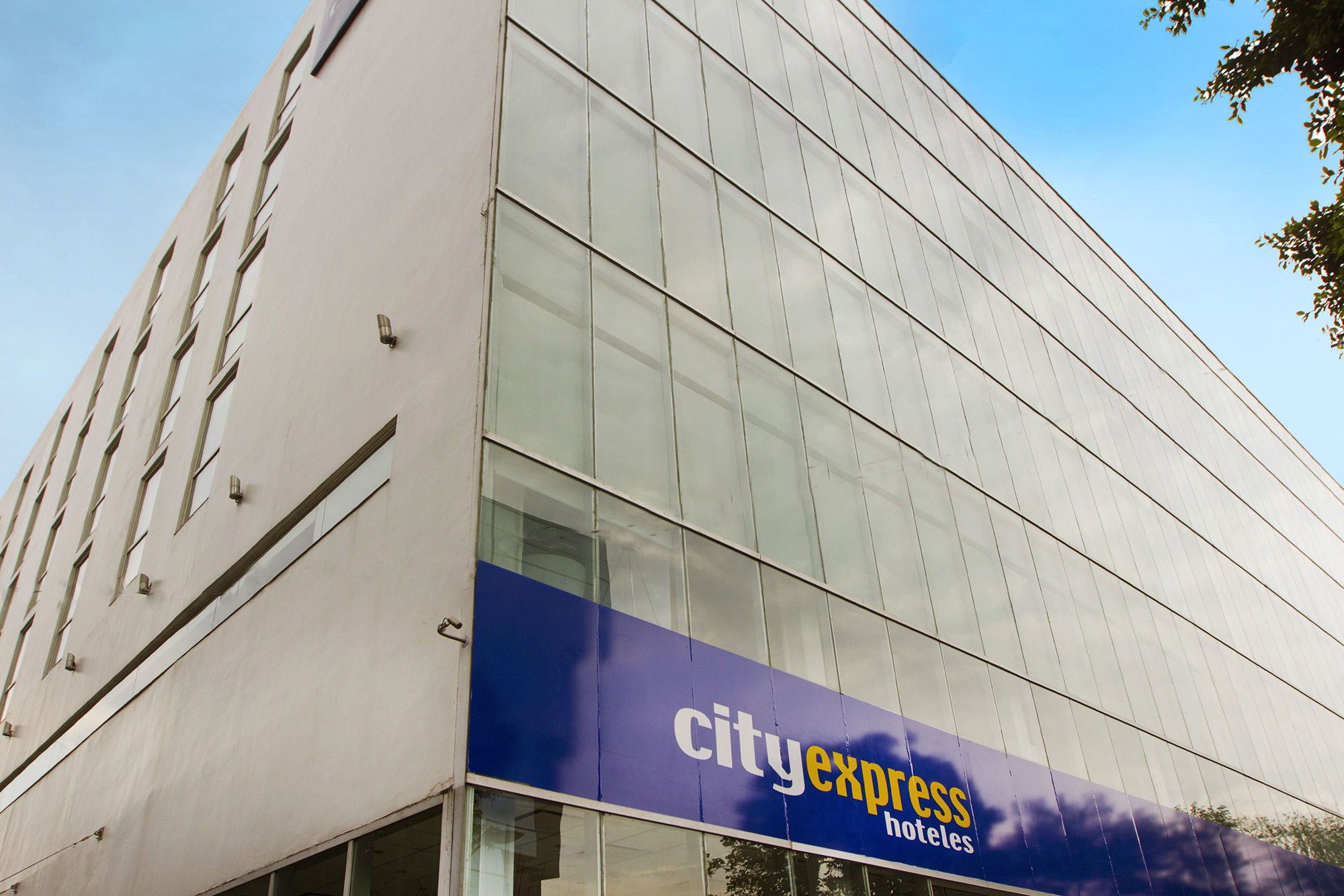City Express Plus By Marriott Ciudad De Mexico Insurgentes Sur Exterior photo